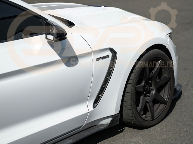 2015-20 FORD MUSTANG | CARBON FIBER FRONT SIDE FENDER VENT COVER